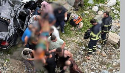 Rize’de İki Otomobil Çarpıştı: 1 Can Kaybı, 8 Yaralı