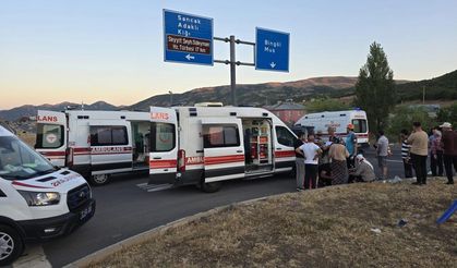 Bingöl-Elazığ Karayolunda Kaza: Çok Sayıda Yaralı Var