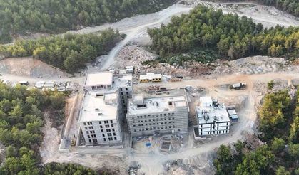 ALKÜ Tıp Fakültesi Binası İnşaatı Hızla İlerliyor