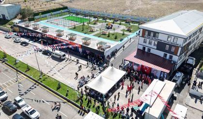 Erzurum’da Halk Pazarı, Bilgi Evi ve Park Açılışı