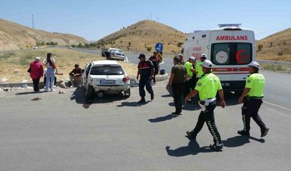 Malatya’da otomobiller çarpıştı: 1 ölü, 4 yaralı