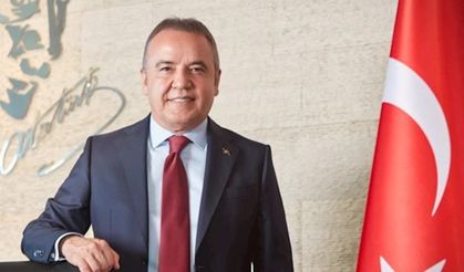 Muhittin Böcek: Cezaevi Günlerinde Üçüncü Kitabını Yazıyor