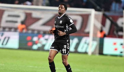 Özbelsan Sivasspor, Queensy Menig ile Yollarını Ayırdı