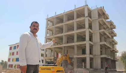 Şanlıurfa'da Müteahhit Yaptığı Binayı Kusurlu Bulup Yıktırdı