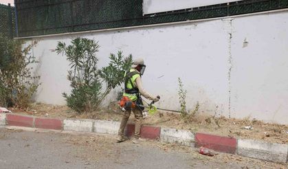 Yeni Eğitim Dönemi Öncesi Okulların Bahçeleri Düzenleniyor