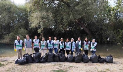 AK Parti'den Porsuk Çayı'nda Çevre Temizliği