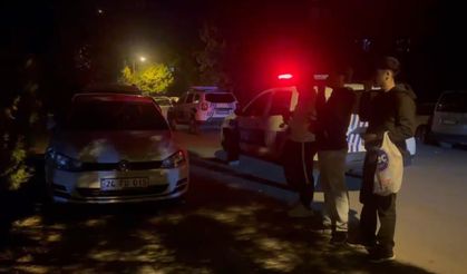 Asayiş olayını çekirdek çitleyerek izlediler