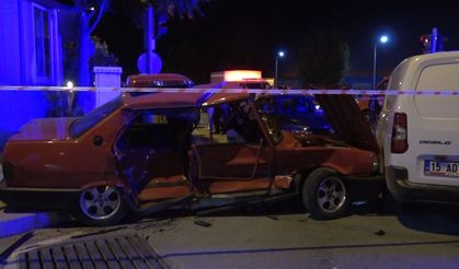 Burdur’da üç aracın karıştığı kazada 1 ölü 4 yaralı