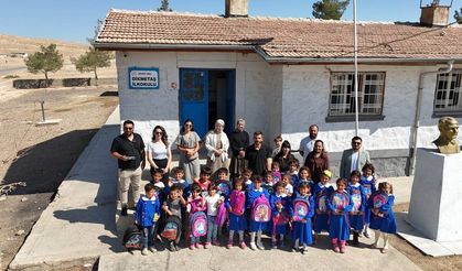 Genç Profesyonellerden Sınır Ötesi Eğitime Destek