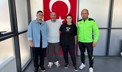 Görme Engelli Kardeşlerden Üniversite Başarısı