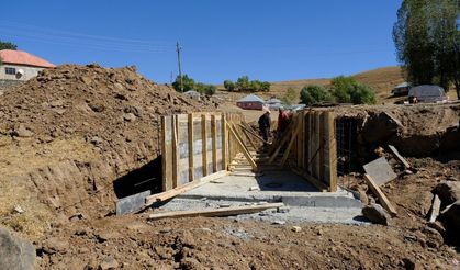 Patnos Köy Yolu Güçleniyor: Altyapı ve Sel Önleme Çalışması