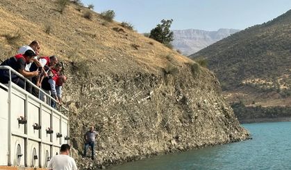 Alkumru Barajı'na 1.1 Milyon Balık Yavrusu Bırakıldı