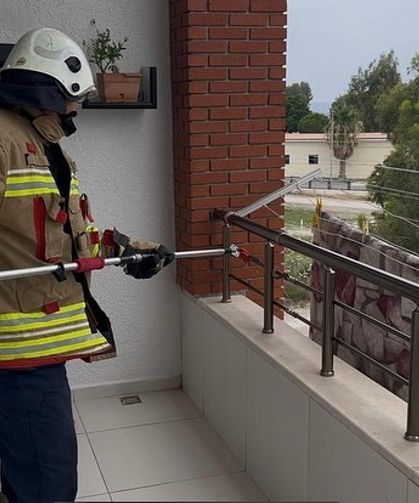 Arsuz'da Yılan Paniği İtfaiye Ekipleri Tarafından Giderildi