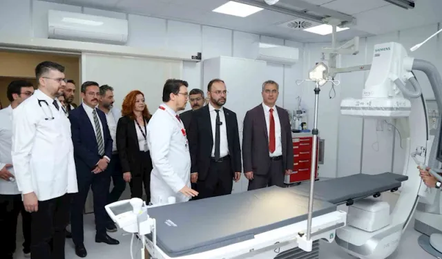 Anjiografi ünitesi Kepez Devlet Hastanesi’nde hizmete açıldı