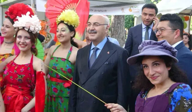 "Adana, Türkiye’nin festivaller kenti"