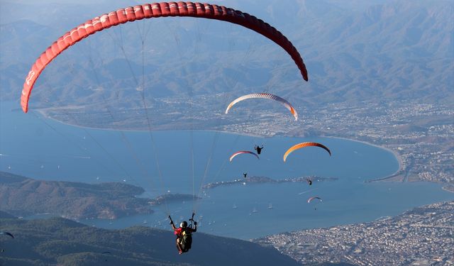 Fethiye'de hava oyunları festivali coşkusu sürüyor