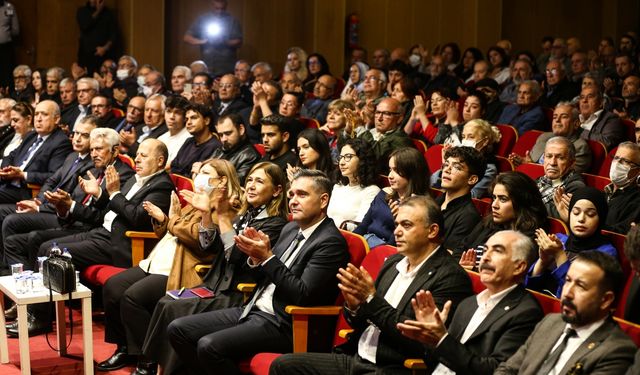 Bu panelde amaç, depremin önemini hatırlatmak