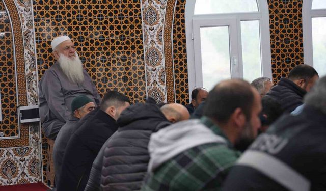 Suriyeli Arnab’dan Türkiye’ye Minnet: Hatay’da İnşa Ettiği Cami İbadete Açıldı