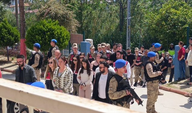 Hatay ve Mersin'de sahte piyango bileti sattıkları iddiasıyla 10 şüpheli yakalandı