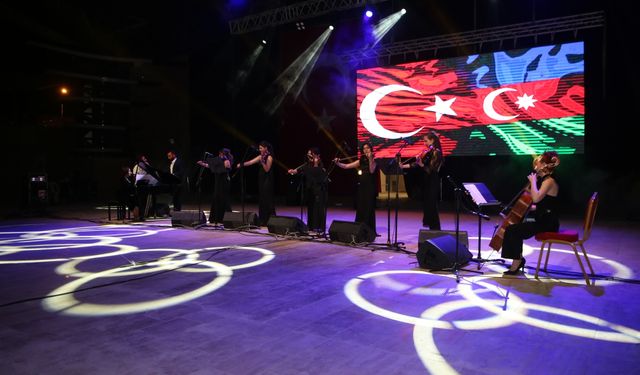 Azerbaycanlı piyanist Turan Manafzade Hatay'da konser verdi