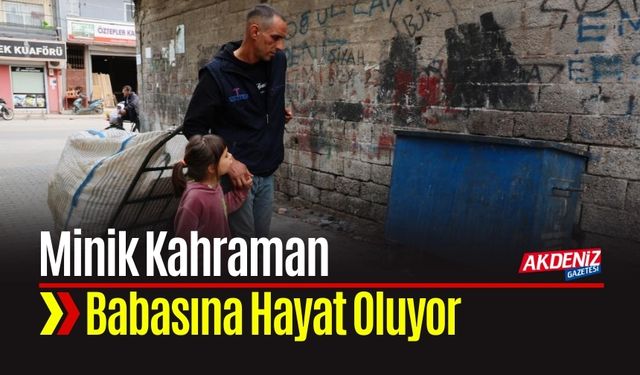 Minik Kahraman Görme Engelli Babasının Gözü Kulağı