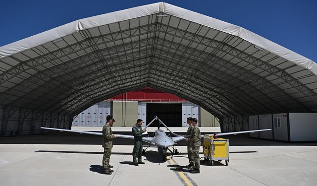 İHA pilotları, zorlu eğitimin ardından göreve hazırlanıyor