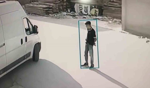 17 Yaşındaki Şüpheli, Kovalamacada Fıstık Bahçesinde Yakalandı