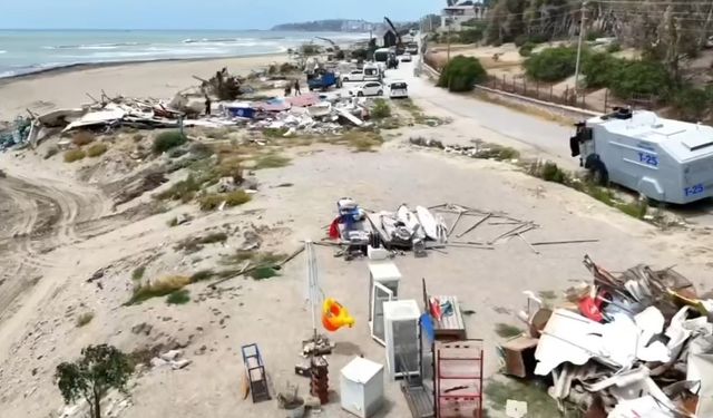 Adana'da Kaymakamlığı Taşlamıştı; Tutuklandı