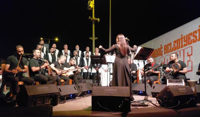 Antakya Medeniyetler Korosu'ndan Samandağ'da Coşkulu Konser