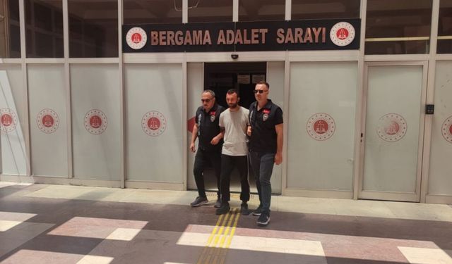 Bergama'da Mısır Tarlasına Saklanan Zehir Taciri Yakalandı