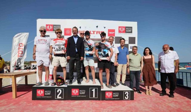 Dünya Motosurf Şampiyonası Çeşme'de Nefes Kesti