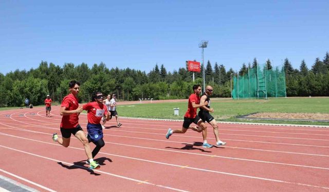 ’Görme Engelliler Atletizm Türkiye Şampiyonası’ sürüyor