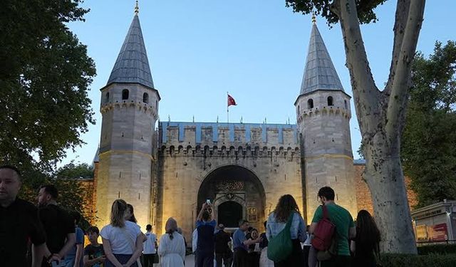 Topkapı’da Gecenin Işıltısı: Saray Artık Akşamları da Açık