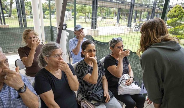 Mersin Büyükşehir Belediyesi'nden Yaşlılara Özel Solunum Egzersizleri Atölyesi