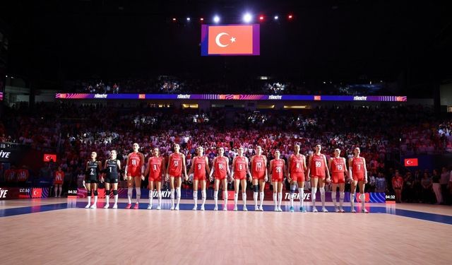 A Milli Kadın Voleybol Takımı, Polonya’ya gitti