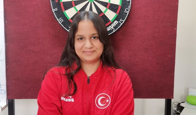 Denizlili Ayşegül Karagöz Dart Dünya Şampiyonu