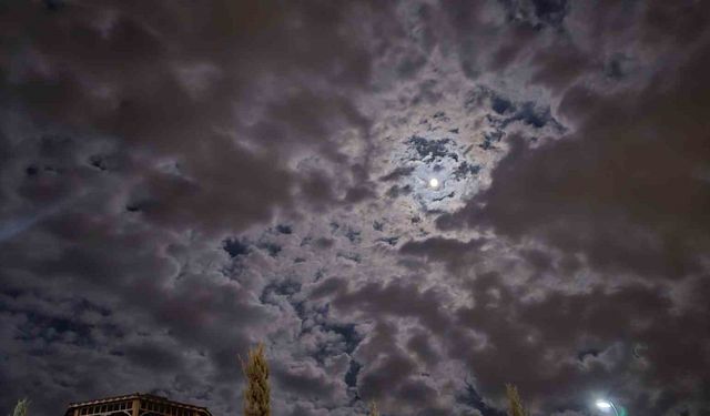 Elazığ’da bulutların görsel şöleni