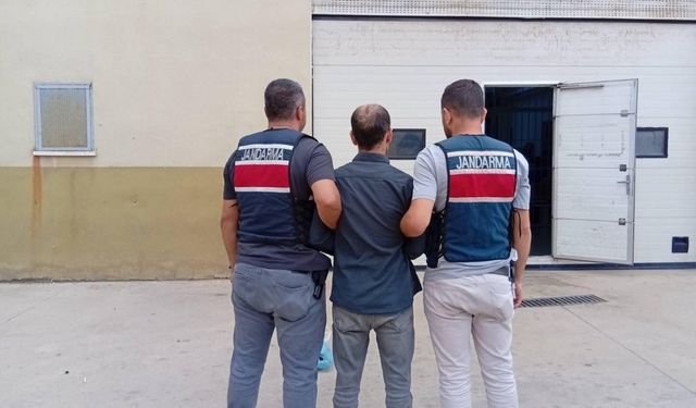 Hırsızlık Suçundan Aranıyordu; Jandarma Operasyonuyla Yakalandı