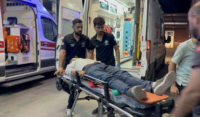 Kavgayı ayırmak isteyen kişi darp edildi