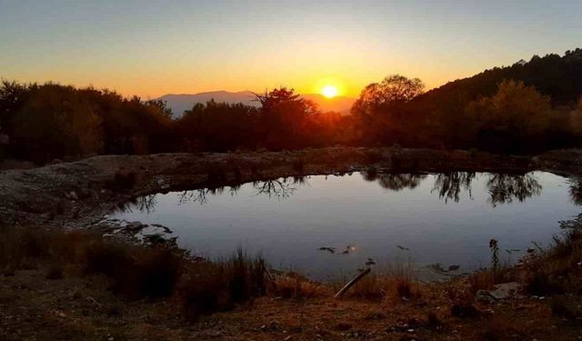 Mudurnu Karapınar’da Büyüleyici Gün Batımı
