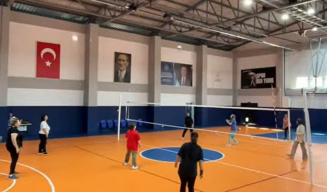 Pazaryeri’nde kadınlar filede buluştu