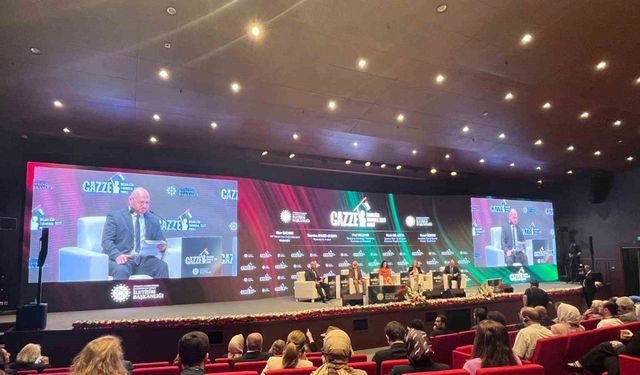 Rektör Akkaya, Gazze paneline katıldı