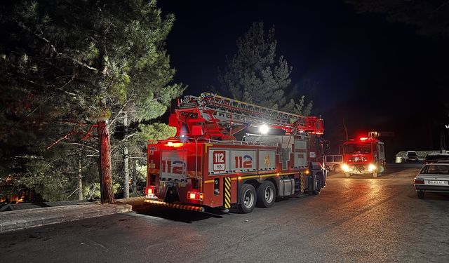 Restoranda çıkan yangında 11 kişi dumandan etkilendi