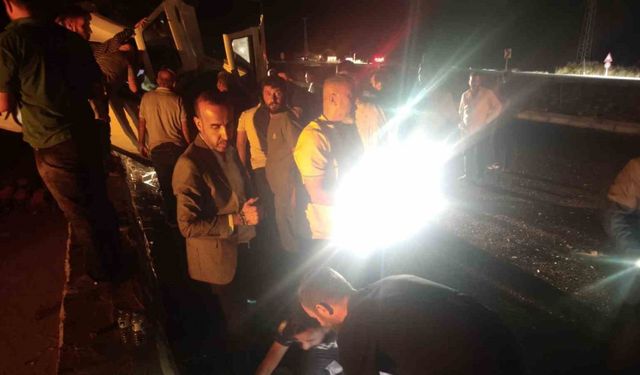 Şanlıurfa’da minibüs ile otomobil çarpıştı: 1 ölü, 5 yaralı