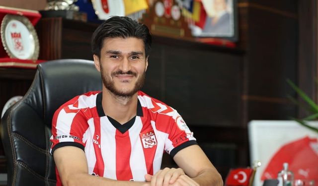 Sivasspor, Yusuf Cihat Çelik'i Kadrosuna Kattı