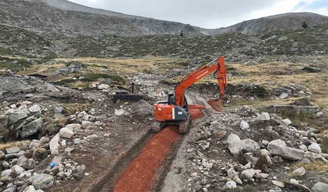 32 Yıllık Su Maslakları ve Boru Hatları Yenilendi