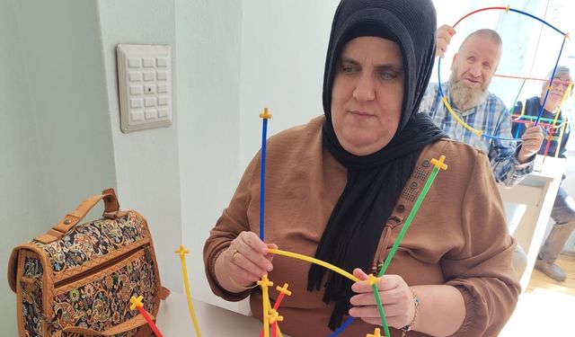 Engelleri Zekâ ile Aşıyorlar: “Akıl ve Zekâ Oyunları” Kursu