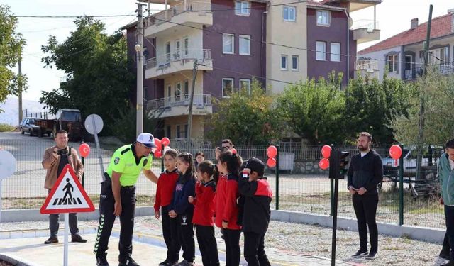 Türkiye’ye örnek bir trafik eğitim parkı açıldı