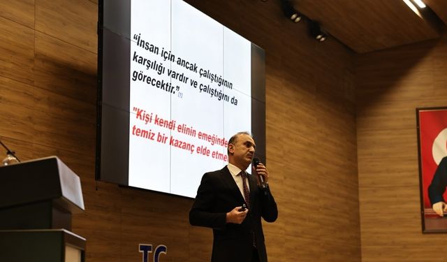 Belediye’den Personele “İş Ahlakı” Eğitimi