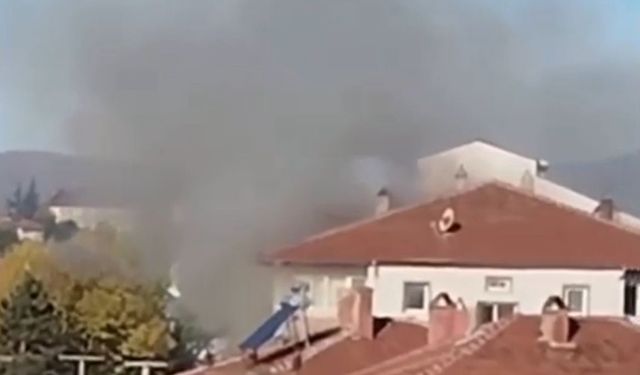 Bolu'da 5 Katlı Apartmanda Yangın, Daire Kül Oldu